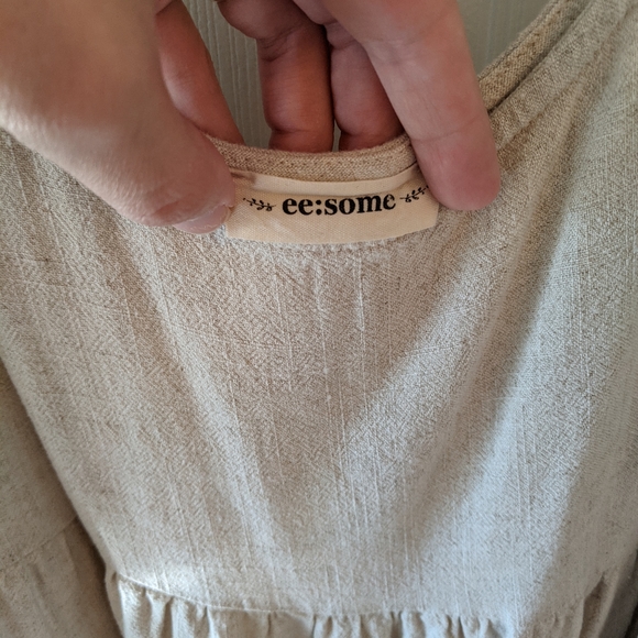 ee: some tan dress - Picture 2 of 3